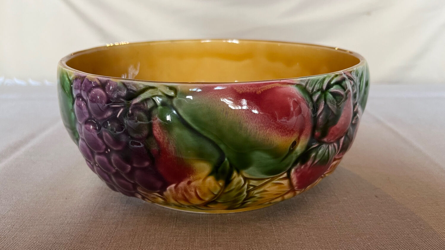 Vintage Sarreguemines slip cup