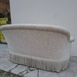 "Crapaud" bench in the richly decorated Napoleon III style.