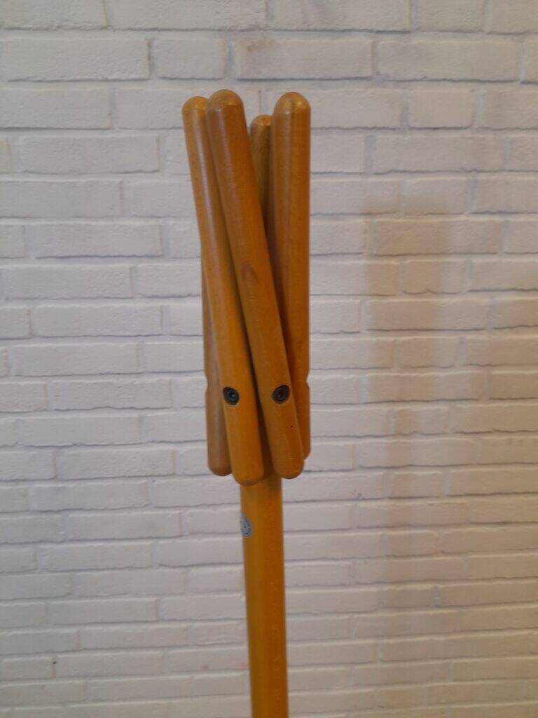 "Tenorio" Coat Rack Broomstick