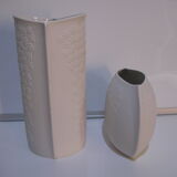 Pair of office vases