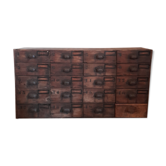 Workshop cabinet with drawers