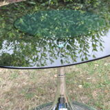 Oval tulip foot table from the 70s