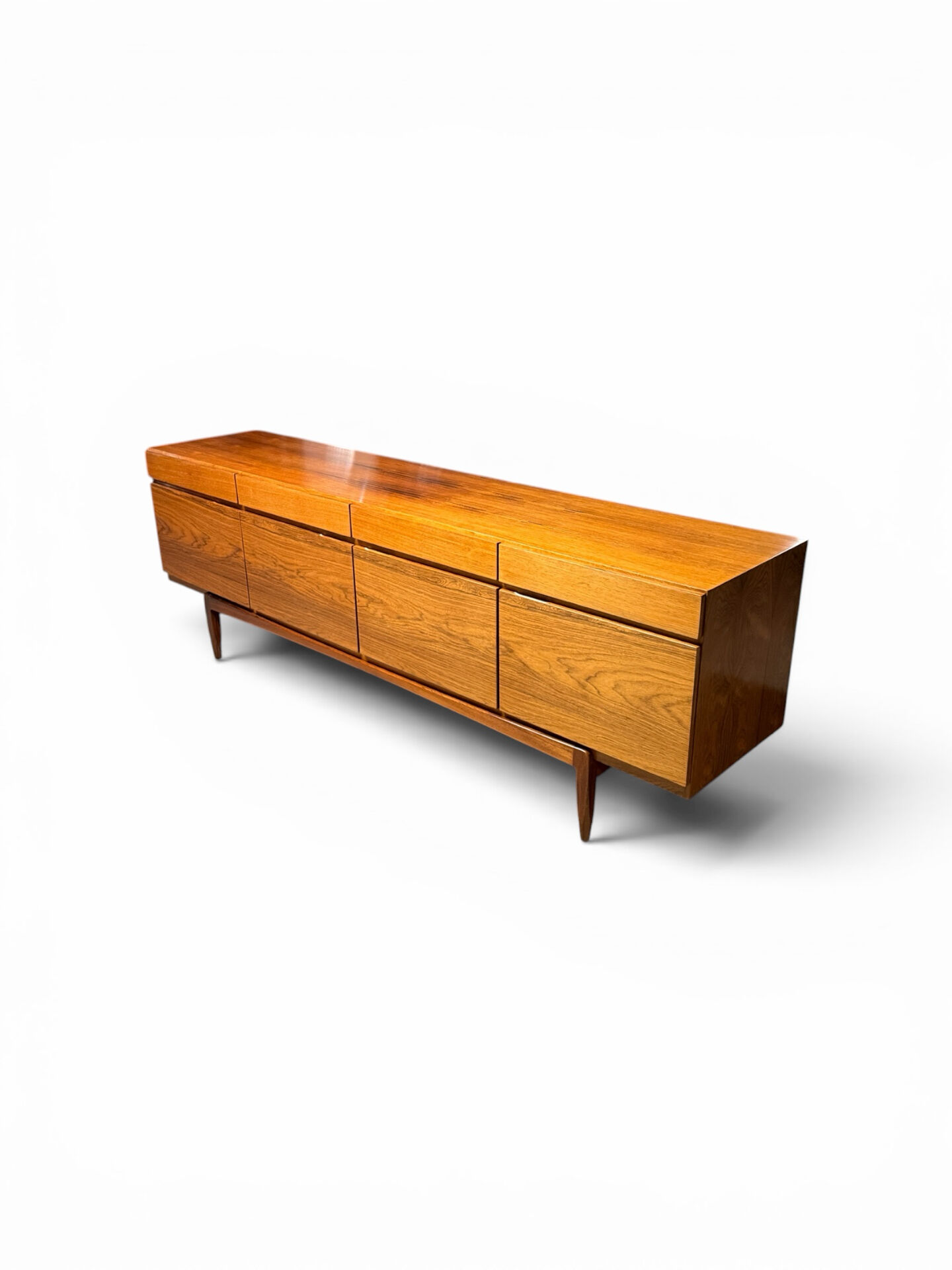 Enfilade FA66 by Ib Kofod-Larsen