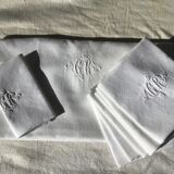 GR embroidered rectangle tablecloth with 7 matching damask towels