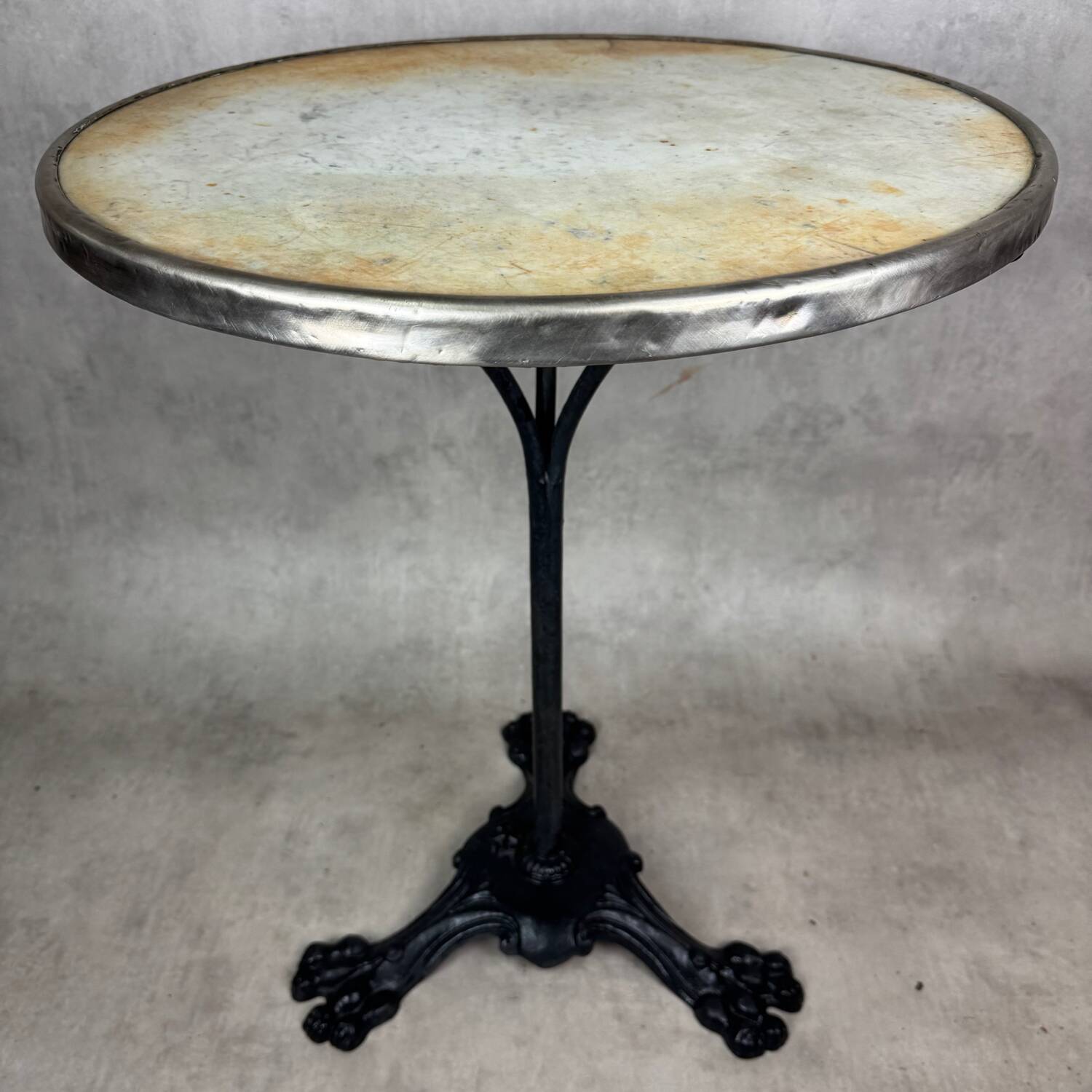 Healing bistro marble and cast iron 19th century