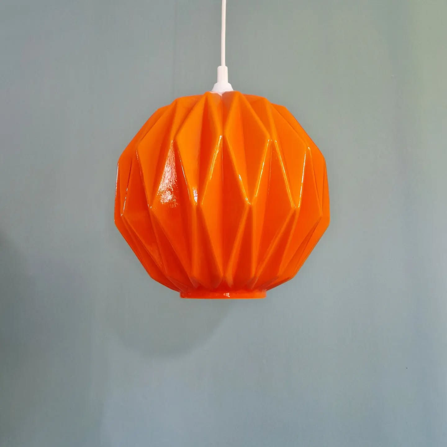 Vintage suspension in orange opaline, 1970