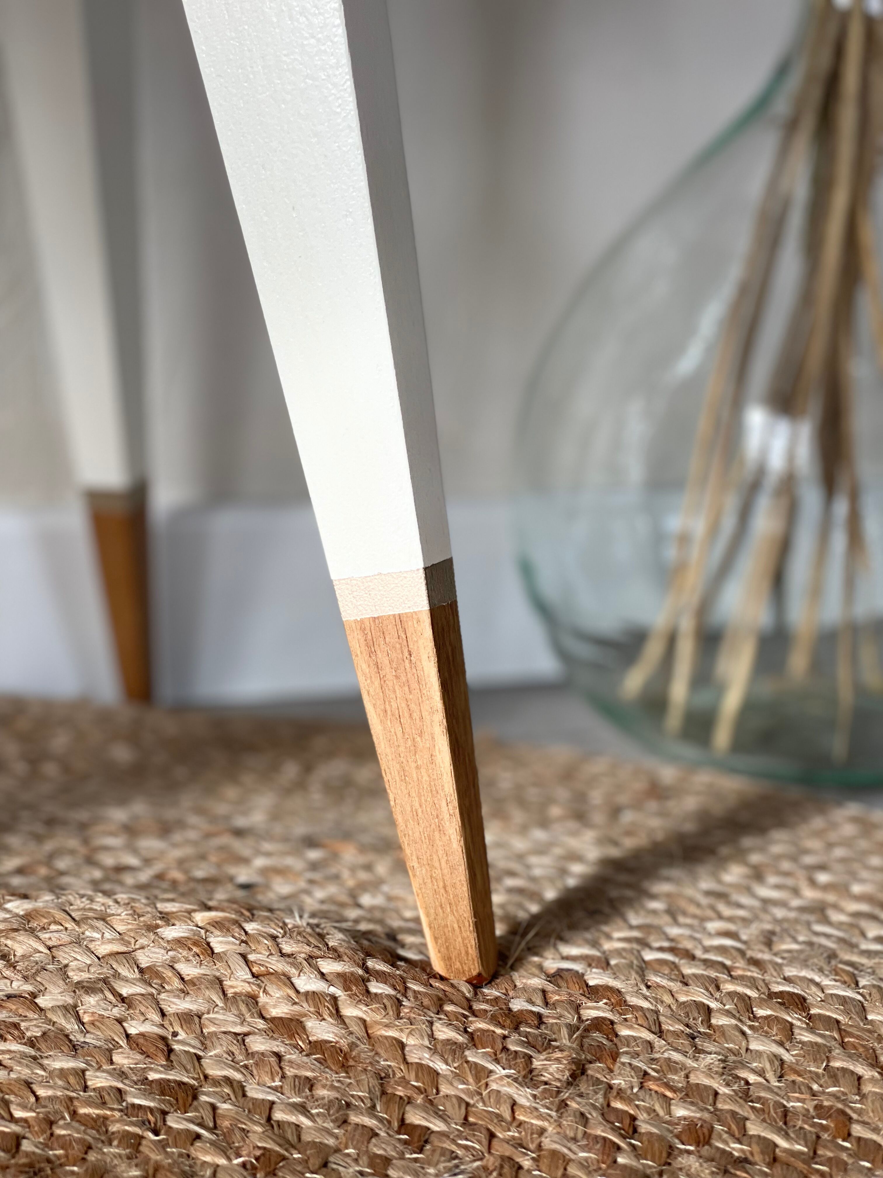 Bedside feet compass sand