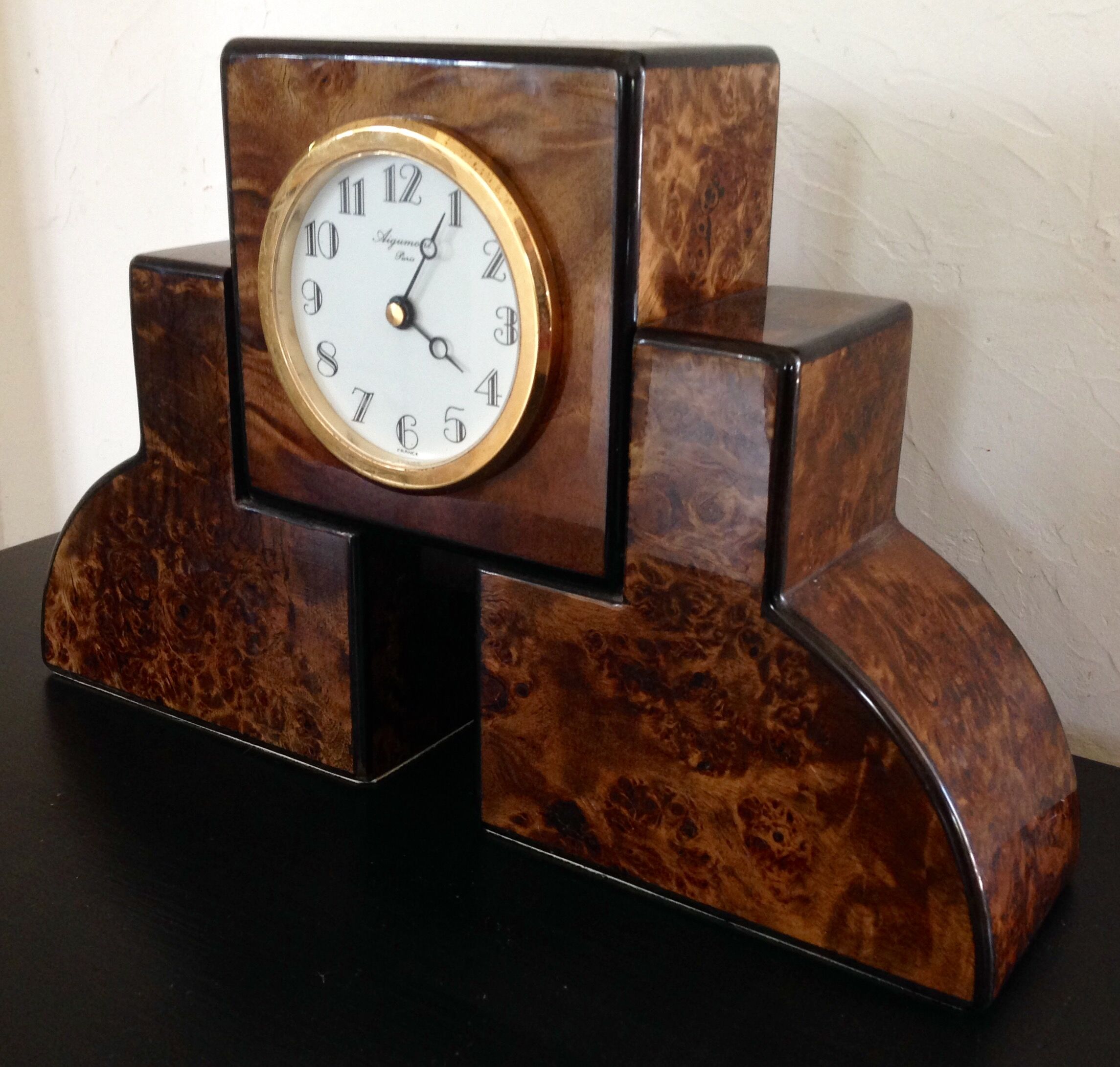 Fireplace clock