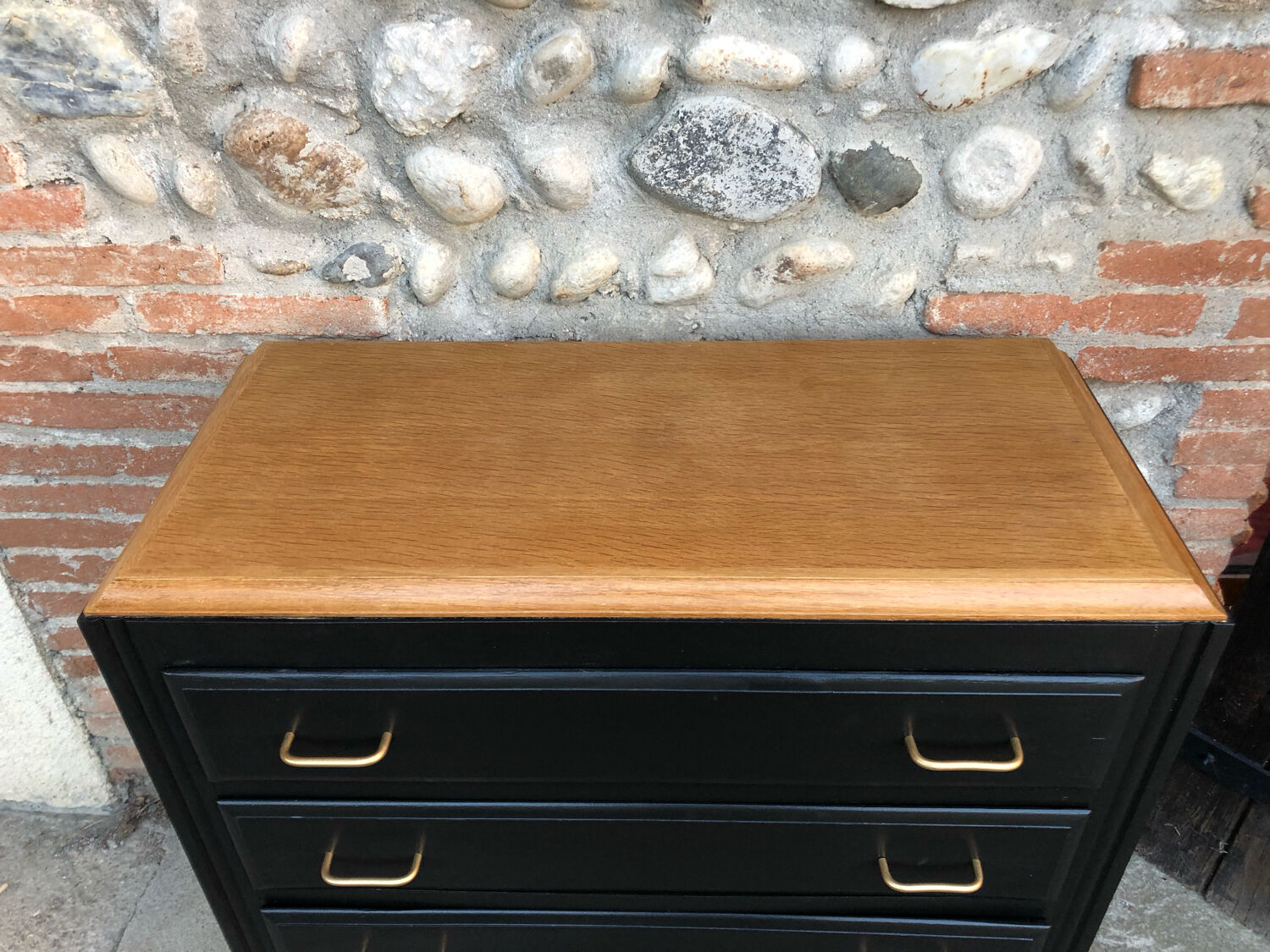 Vintage chest of drawers