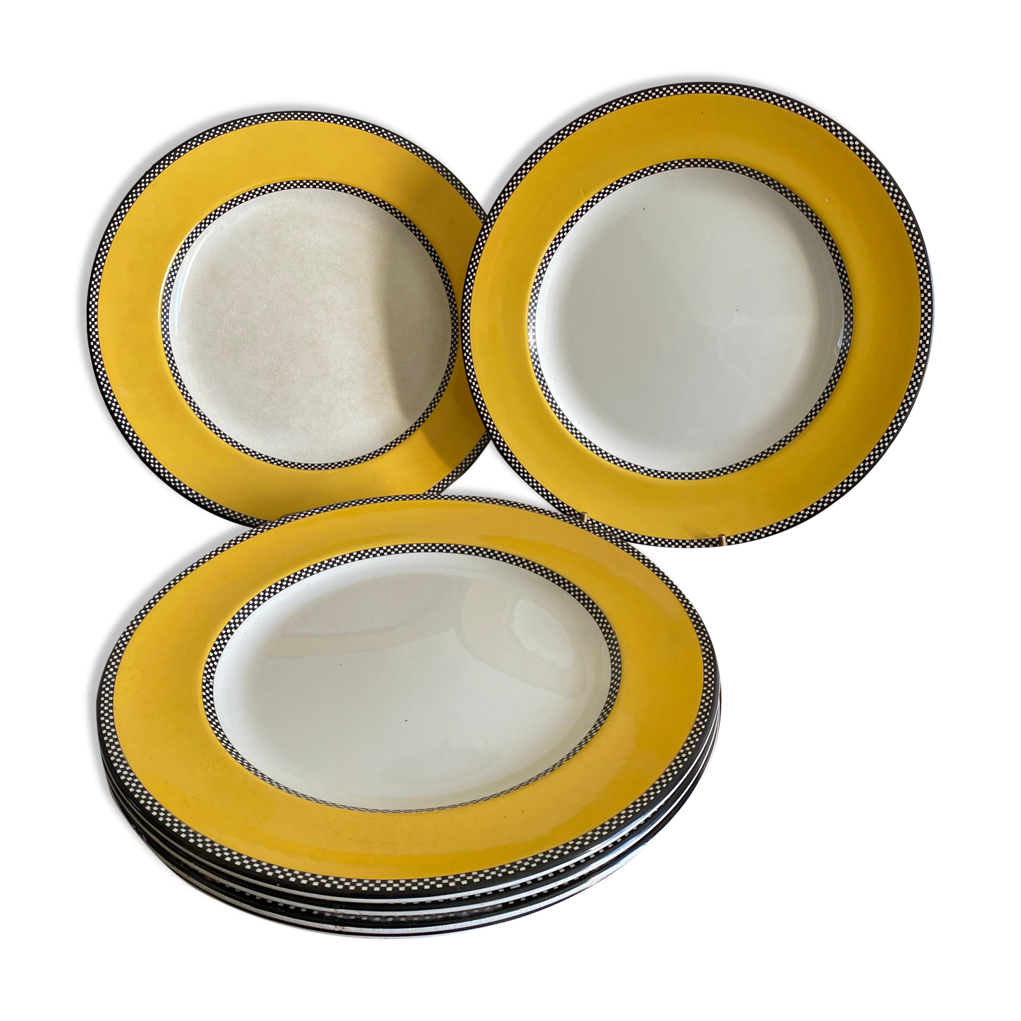 Lot 6 wedgwood plates