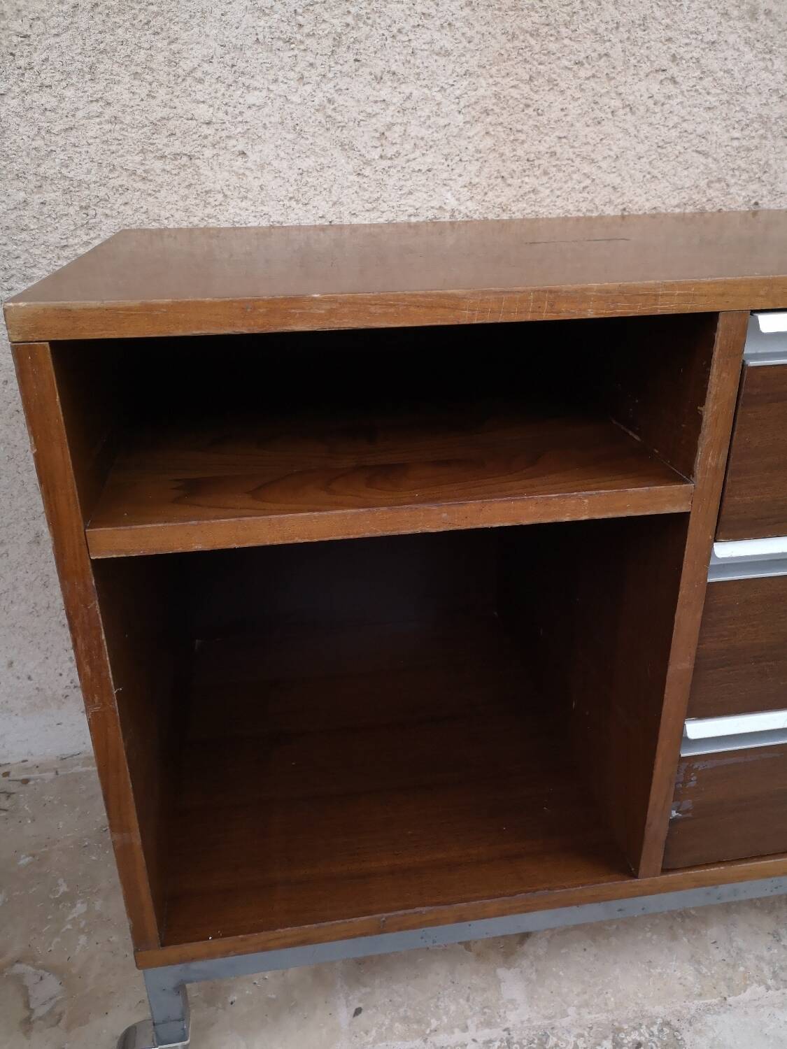 Office storage furniture