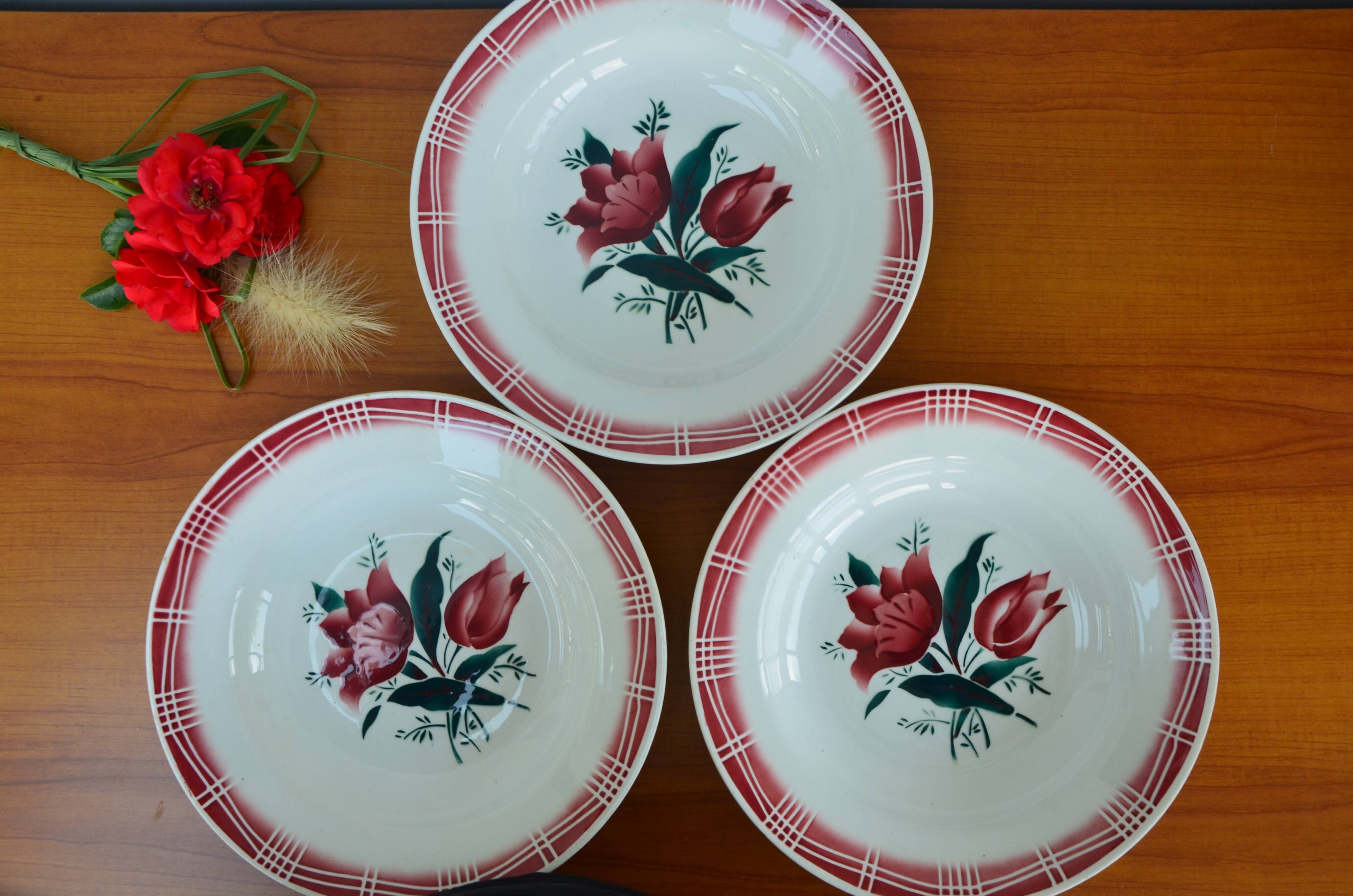 Set of 3 Saint Amandinoise soup plates