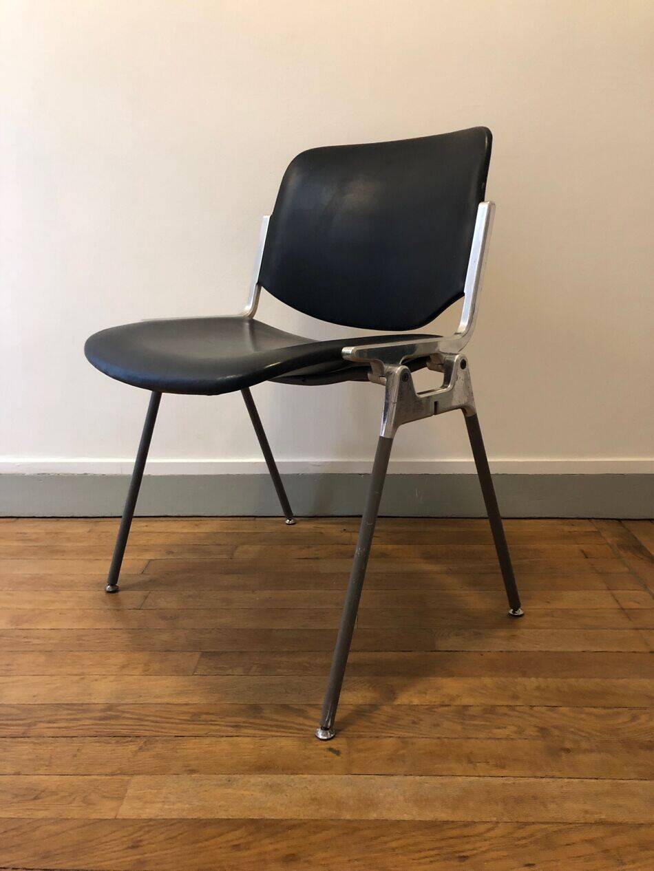 Piretti chair