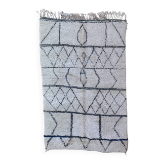 White Marmoucha Moroccan rug - 246 x 167 cm