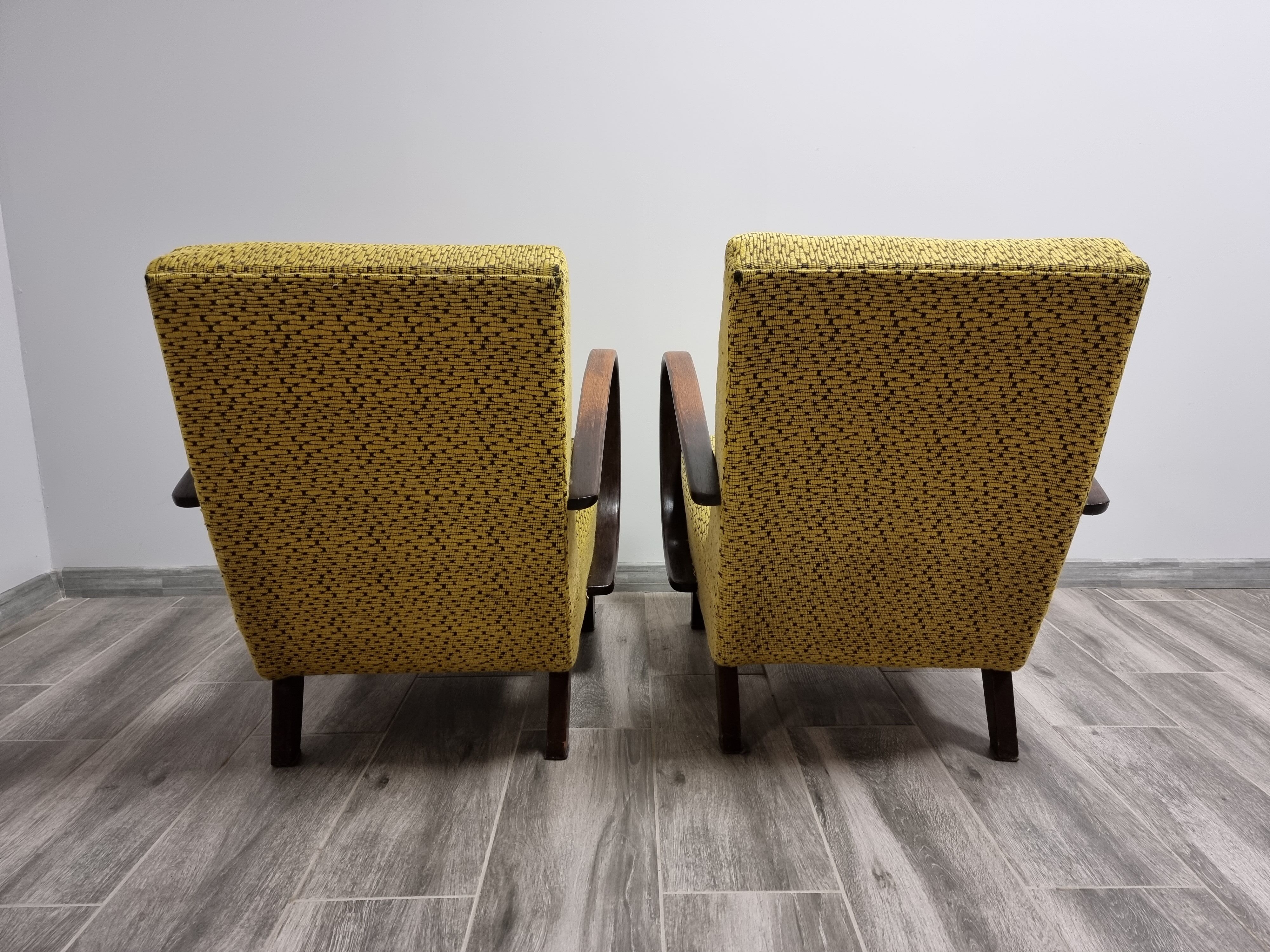 Pair of armchairs by Jindrich Halabala