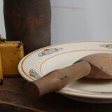 Ceramic standing dish