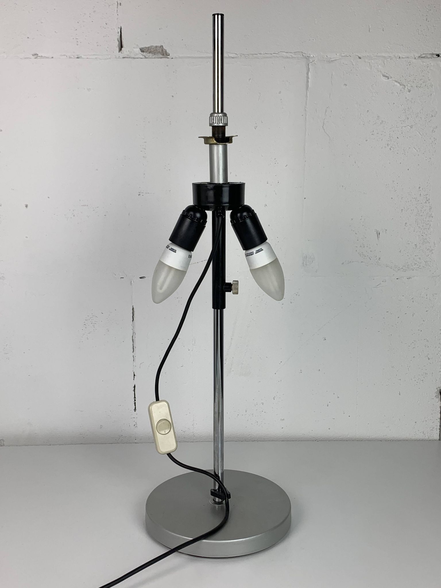 Large Dutch design space age adjustable table or desk lamp by Harco Loor, 1