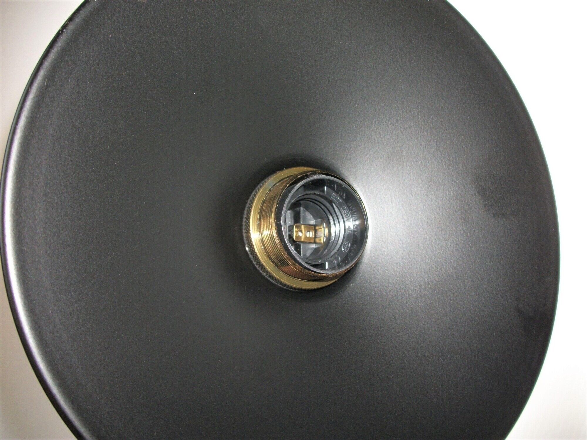 Pair of metal wall lamps in black and gold