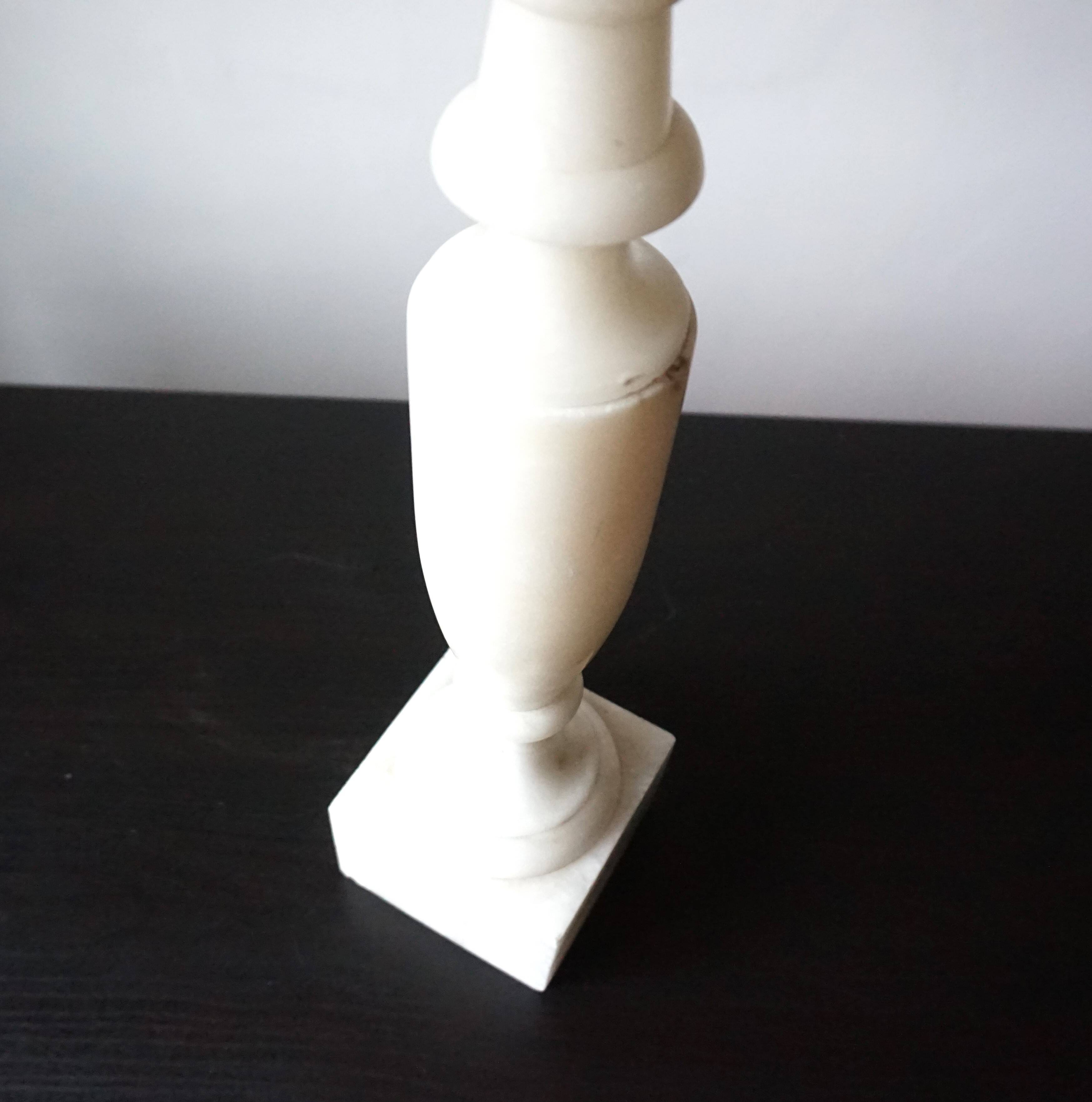 Lampe de table française Louis XVI en marbre