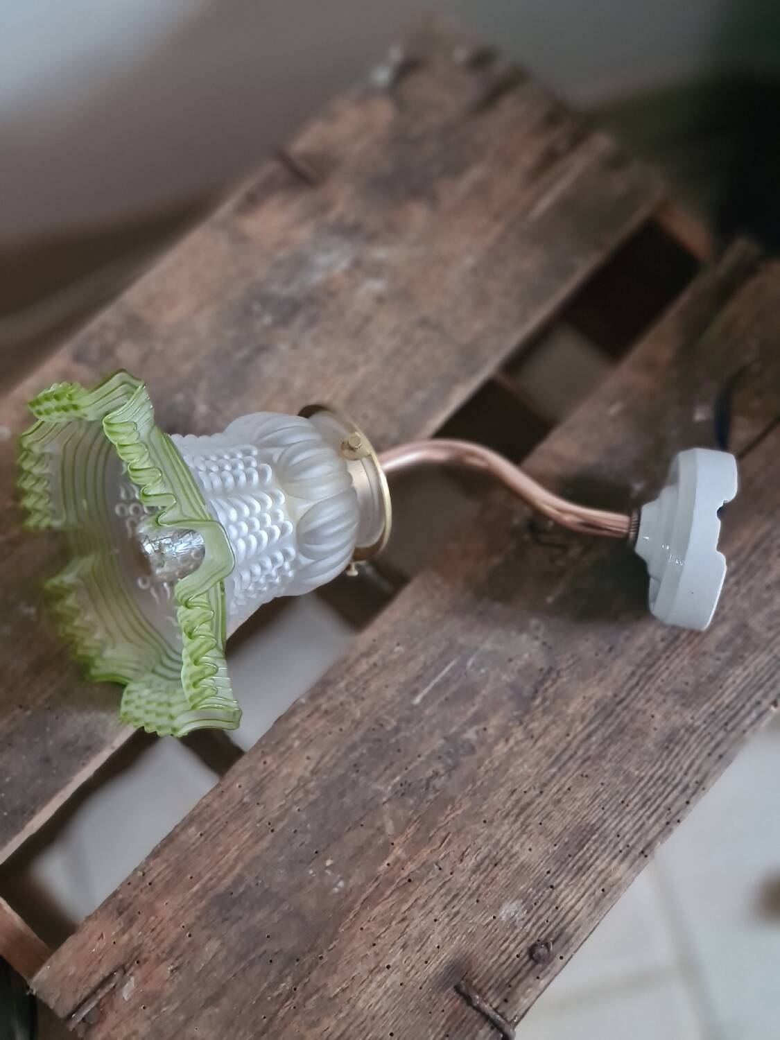 Green tulip wall light