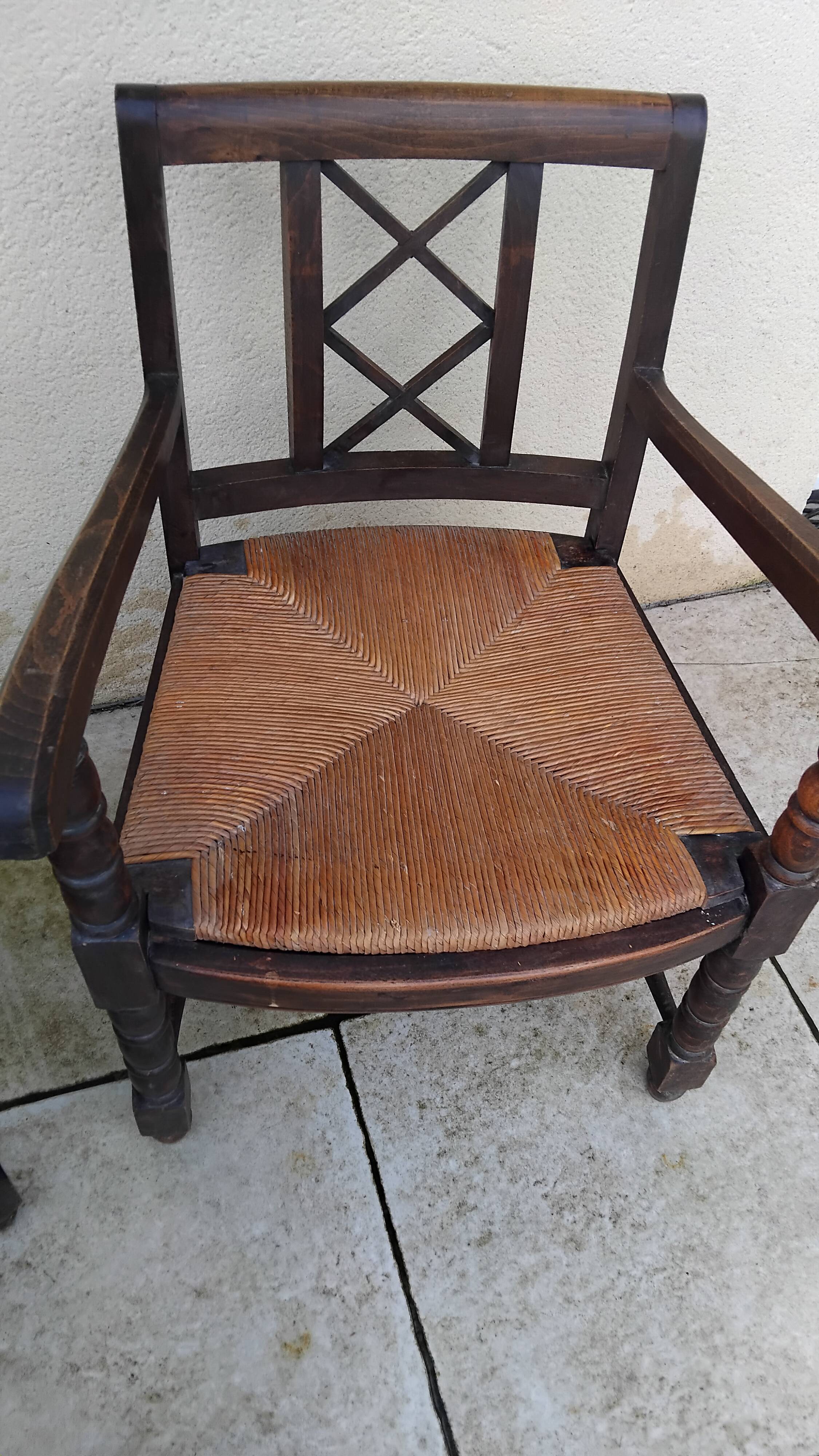 Pair of vintage straw seat armchairs from the 30s/40s.