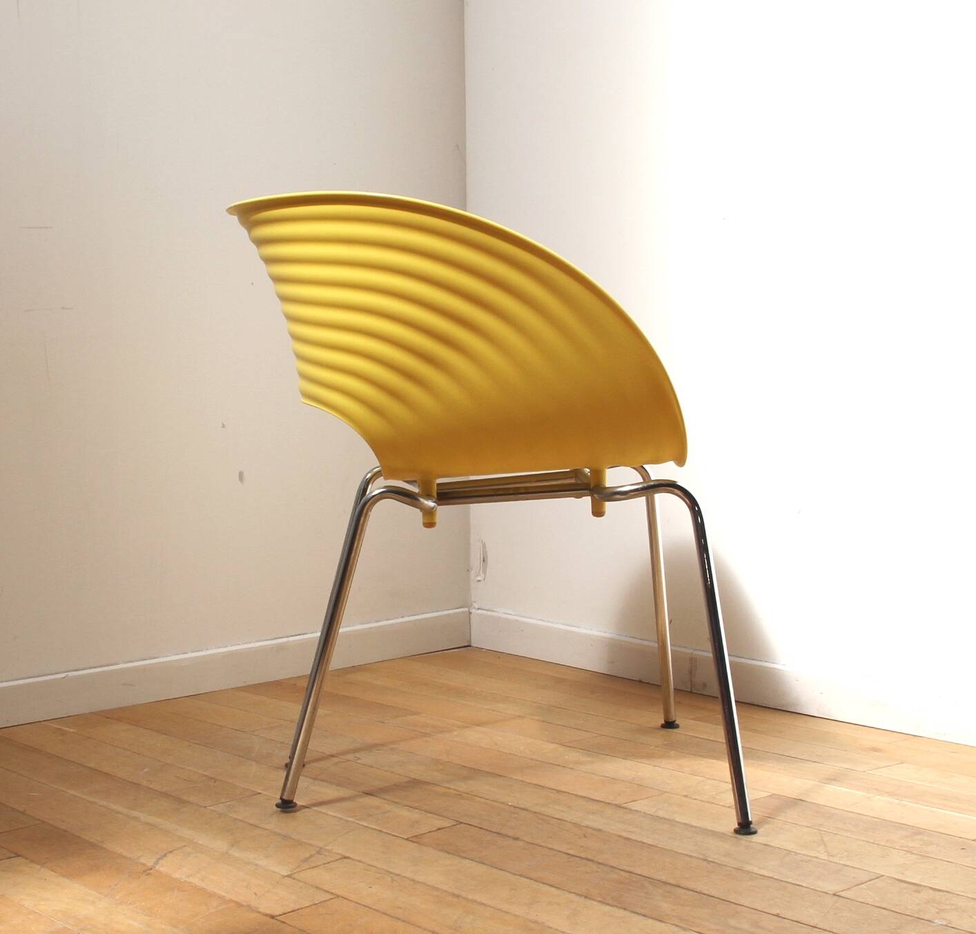 Pair of Tom Vac armchairs, Ron Arad, Vitra