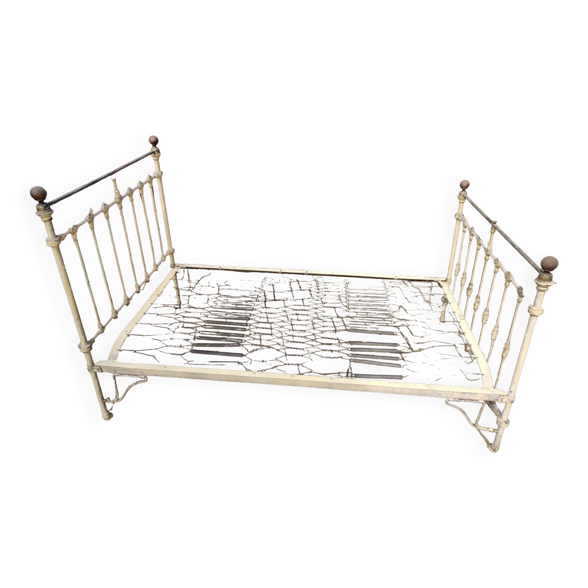 Metal bed