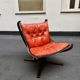 Fauteuil à dossier bas FALCON de Sigurd Ressel, Norvège