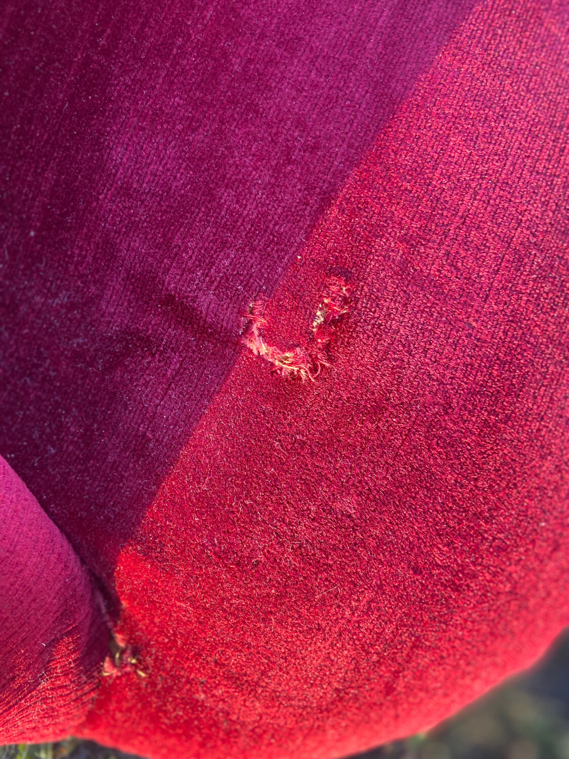 Small old Napoleon III toad sofa in red velvet