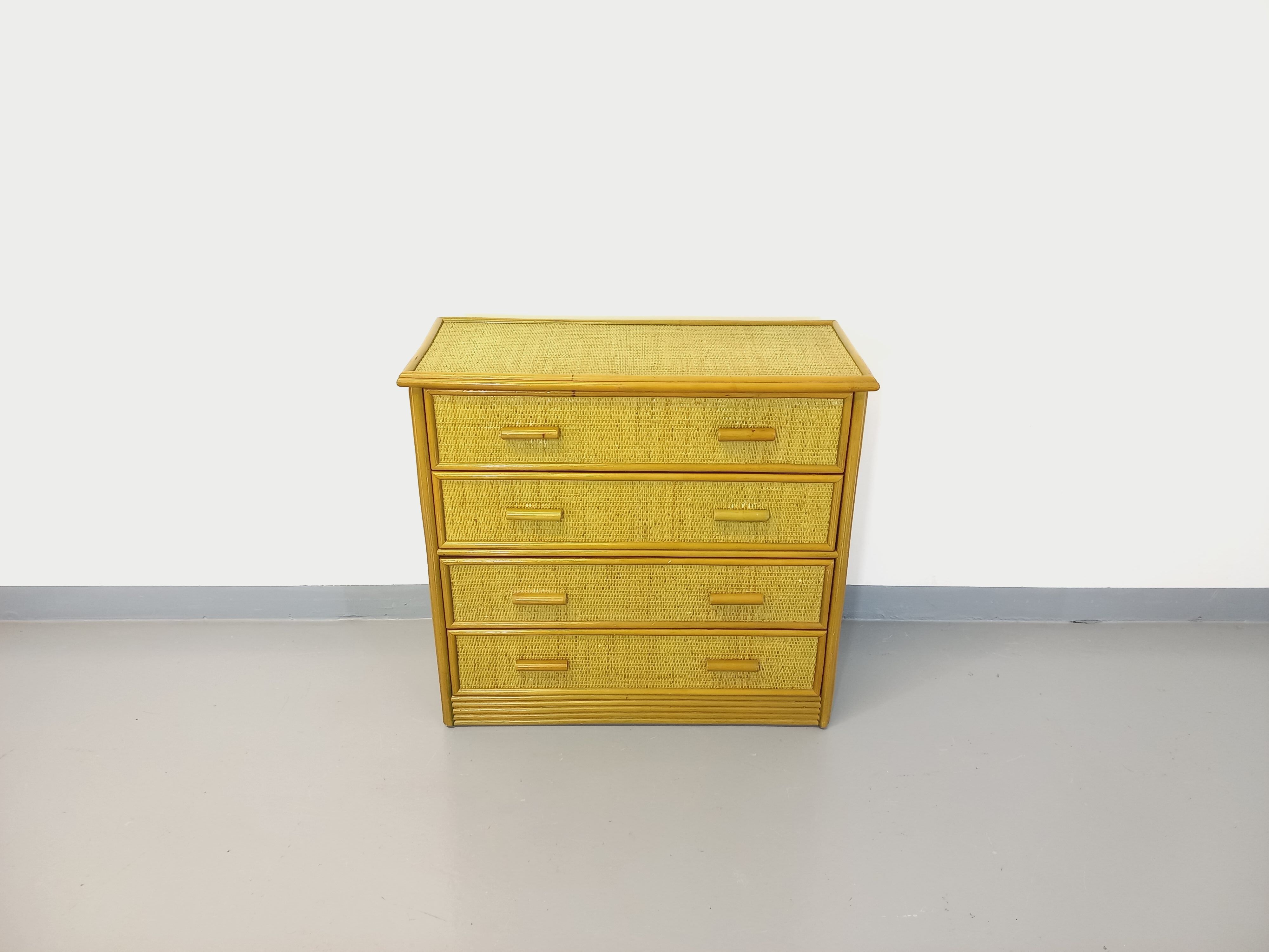 Vintage rattan and rattan chest of drawers from the 70s