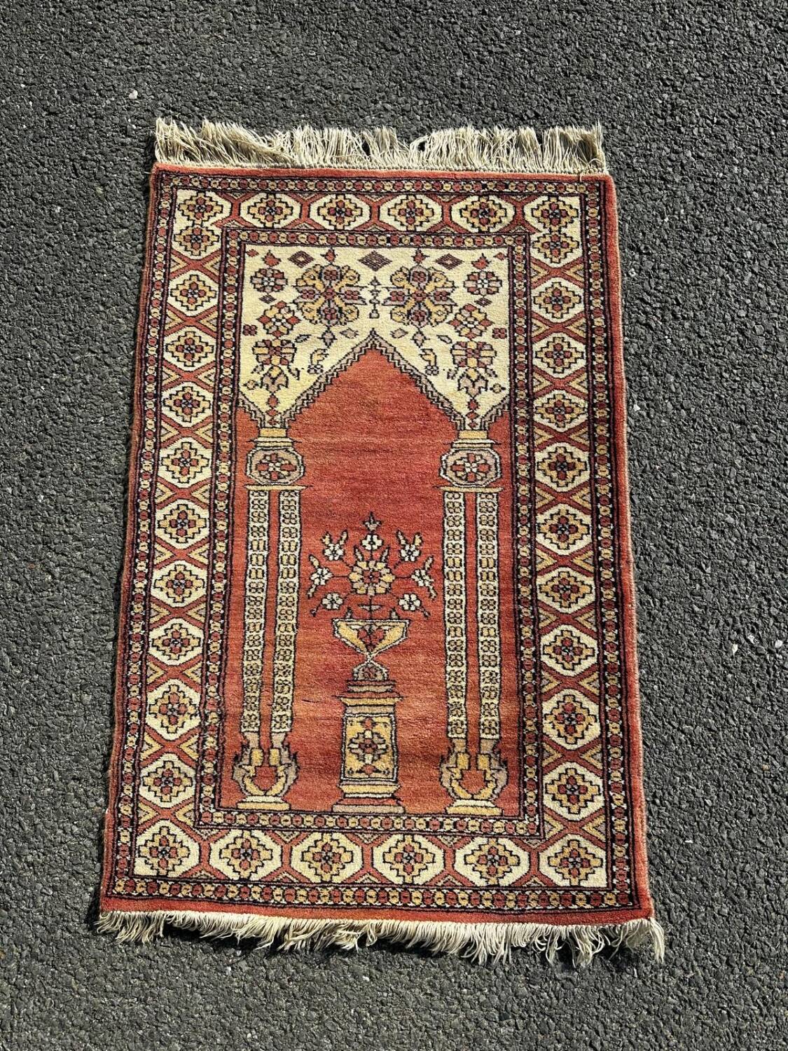Handmade Persian Rug