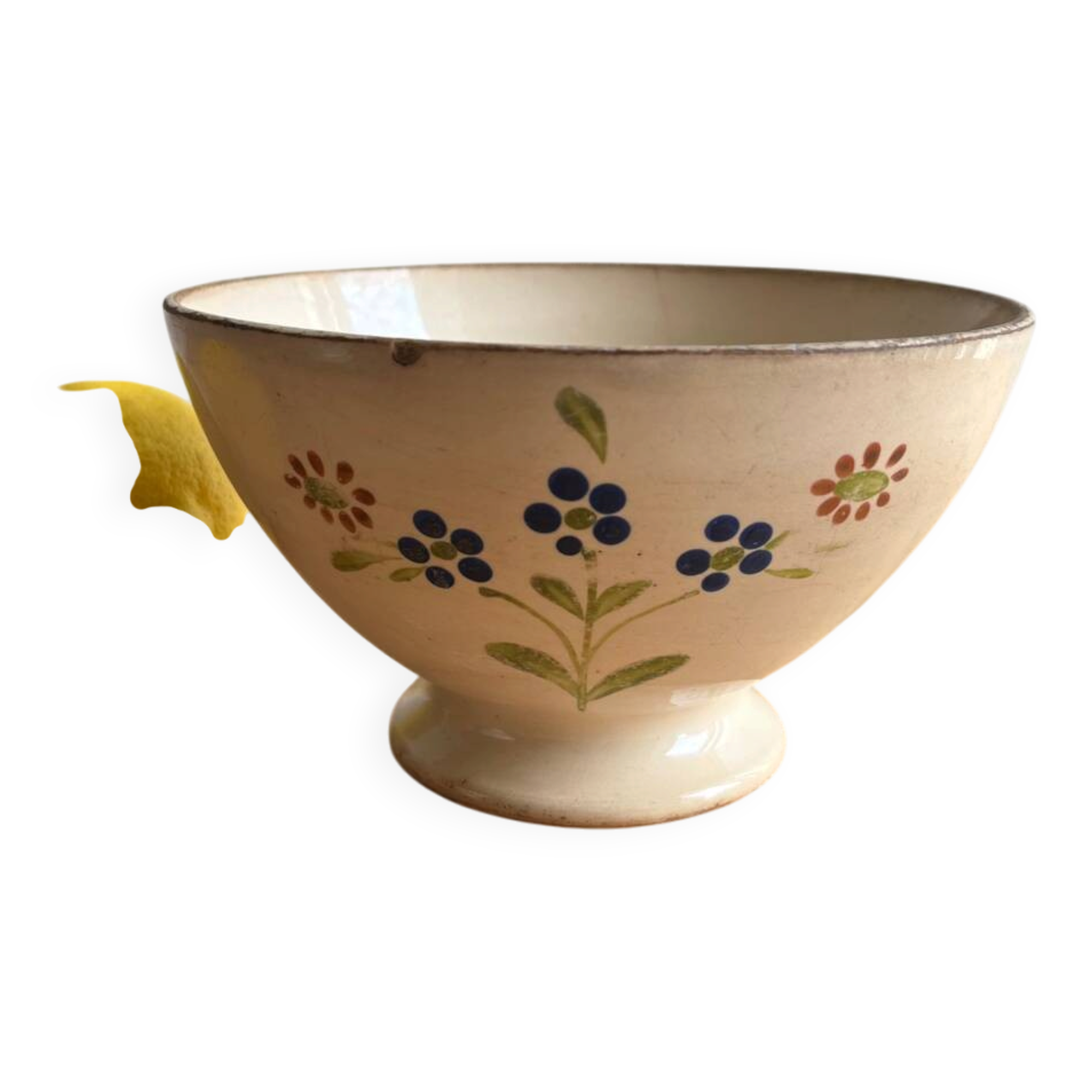 Old earthenware bowl on a pedestal, Digoin Sarreguemines Flowers / flo