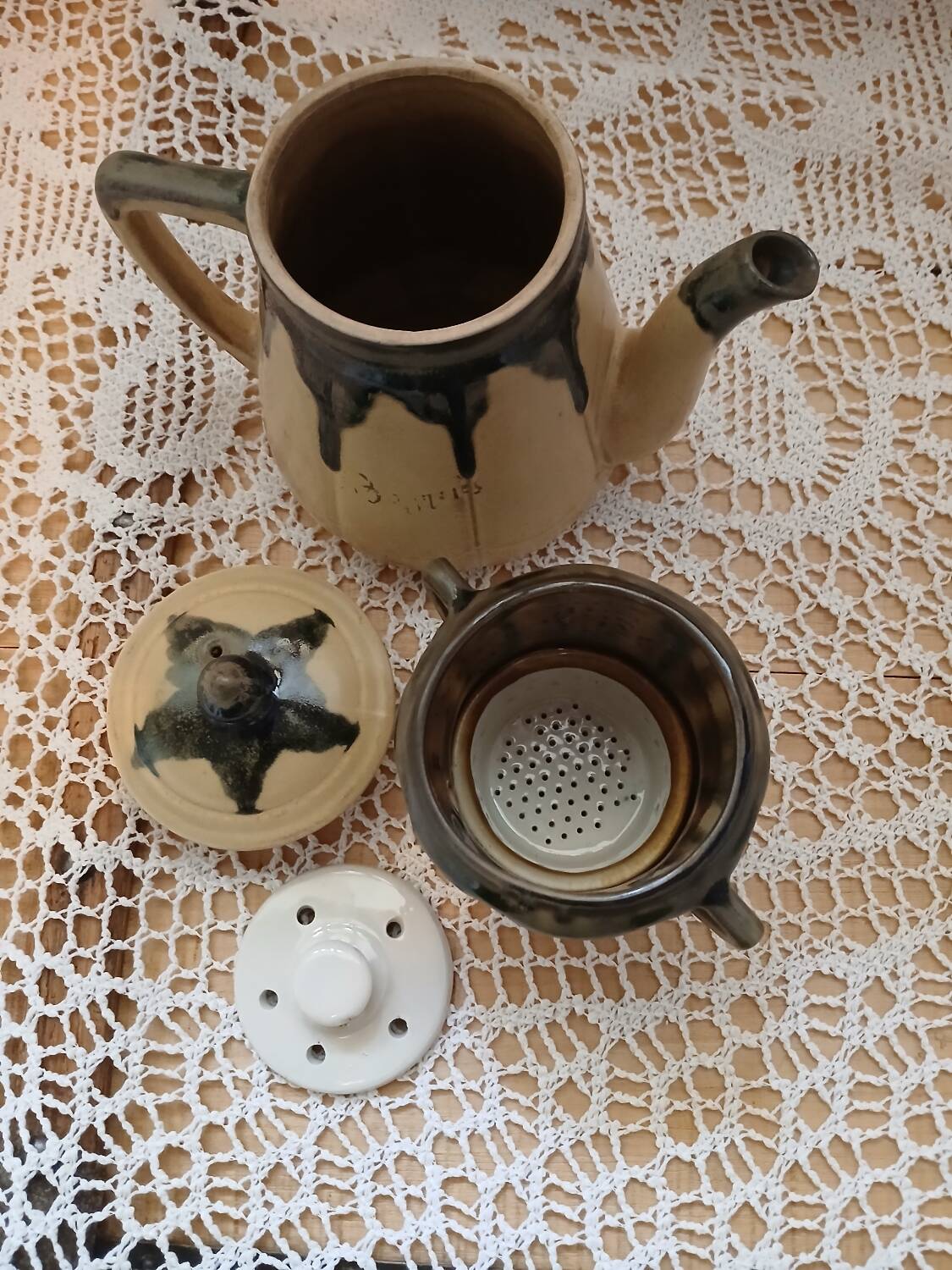 Antique stoneware coffee pot/teapot