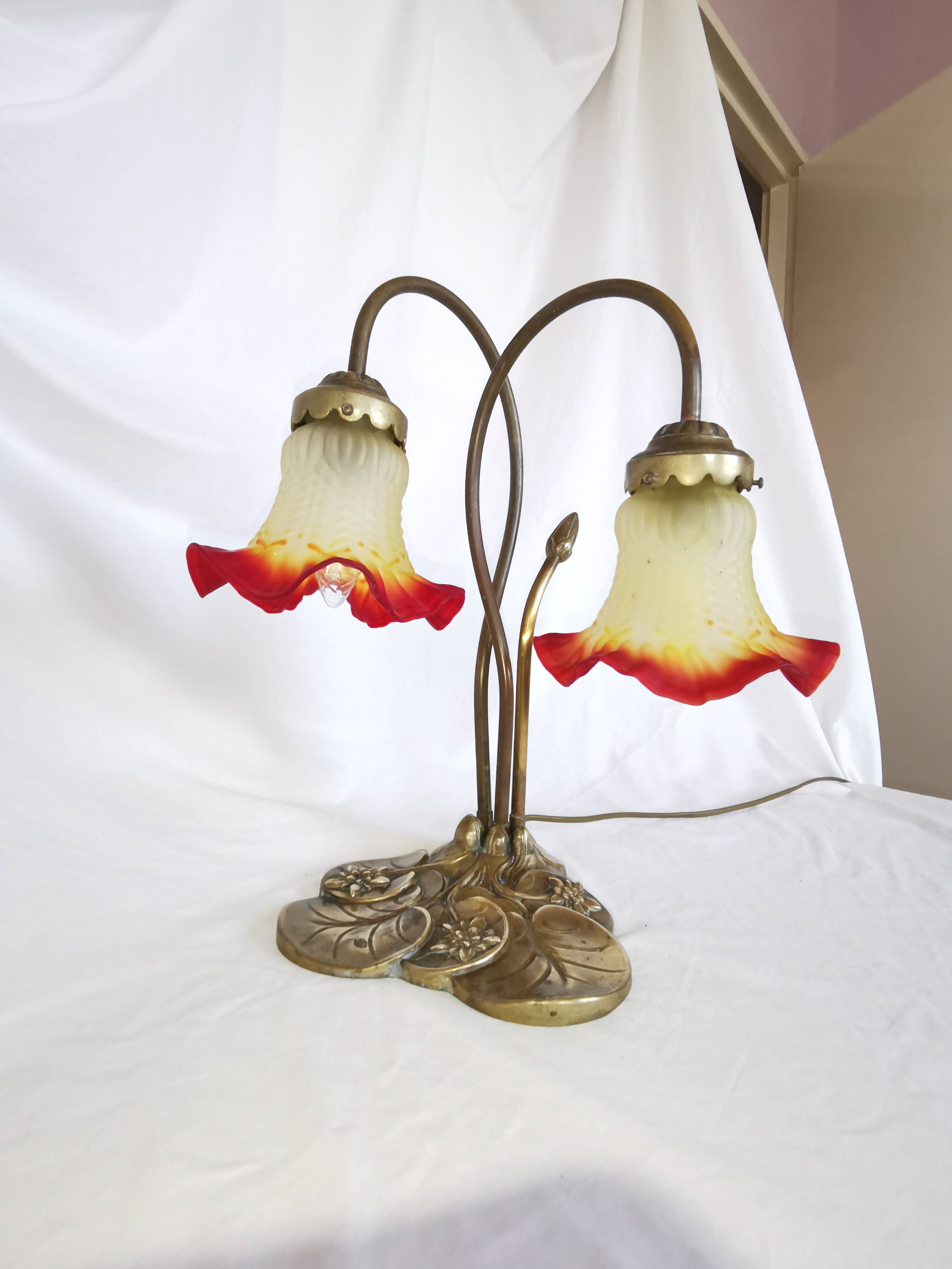 Brass water lily lamp and glass paste tulip, double, art nouveau style.