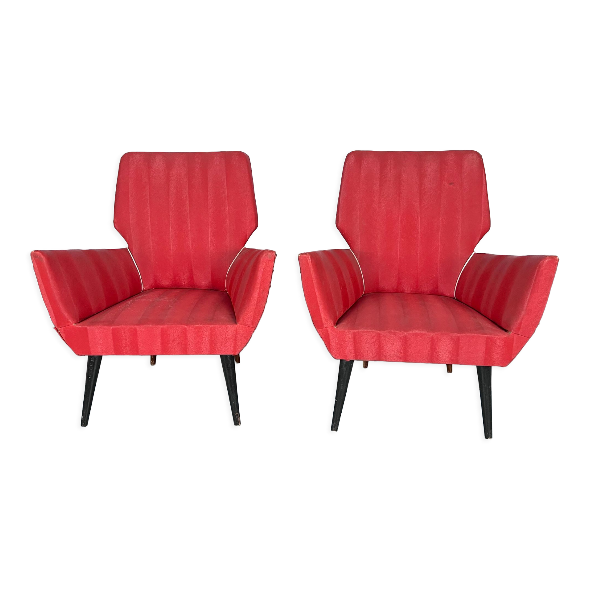 Mid-century modern pair of red armchairs. italy 1950s