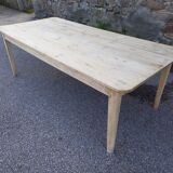 Farmhouse table