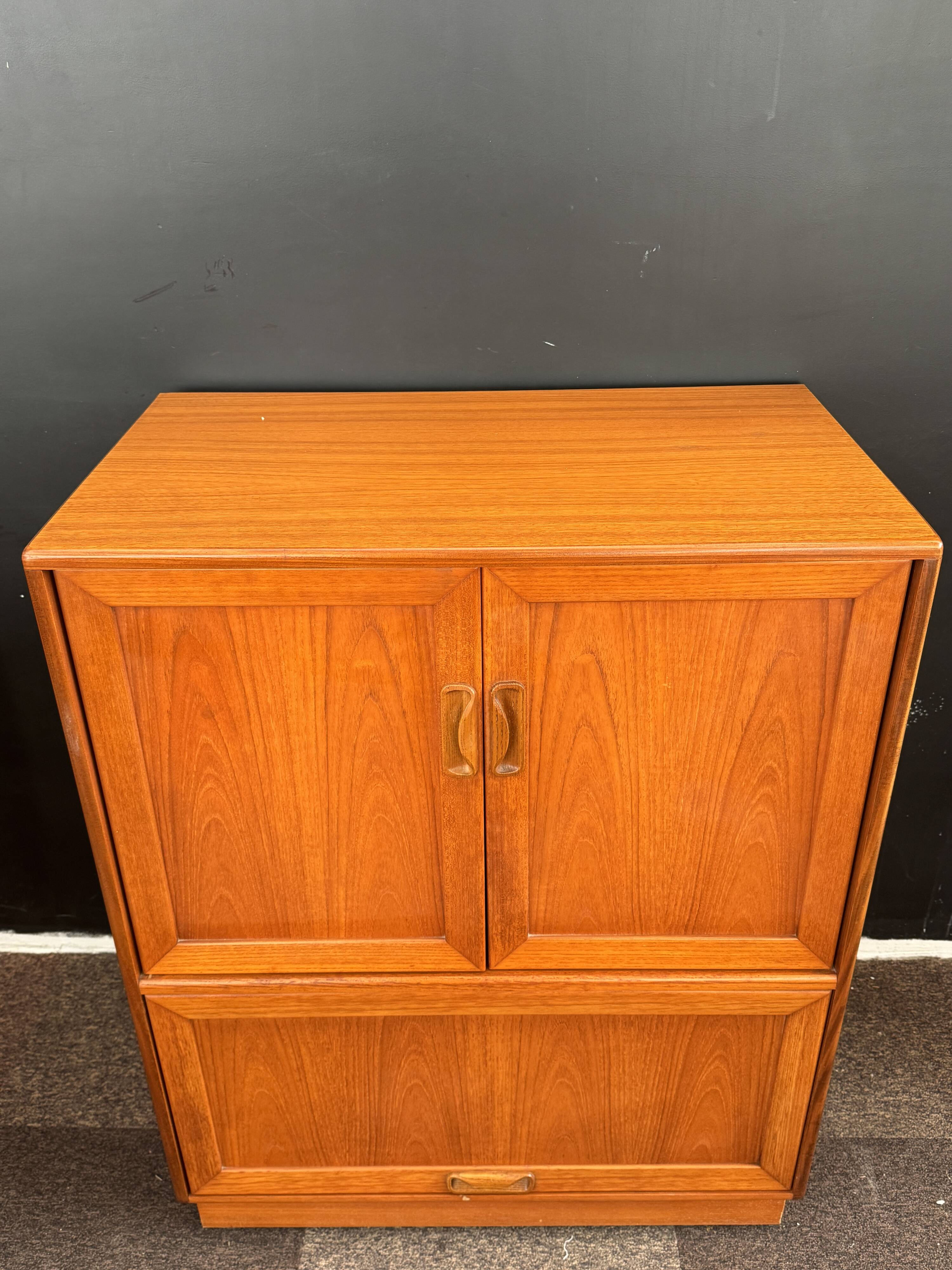 Vintage teak TV unit – G-Plan – 1960s