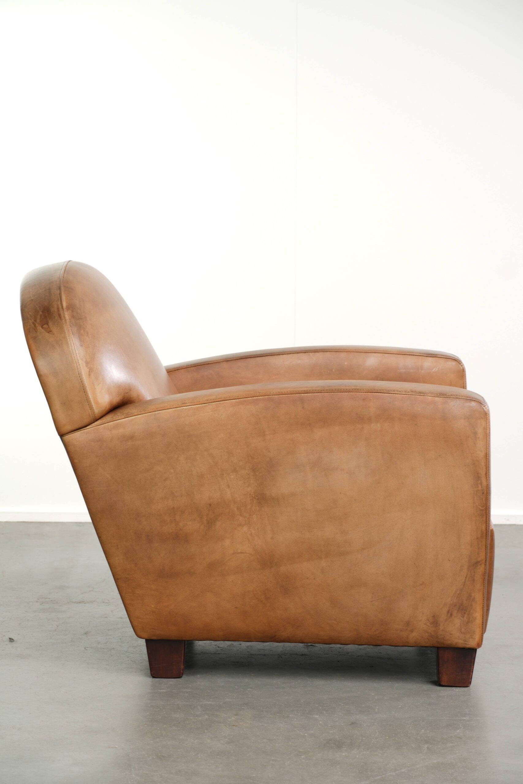 Sleekly designed sheepskin design armchair with a great appearance