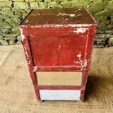 Atypical 4-drawer chest of drawers