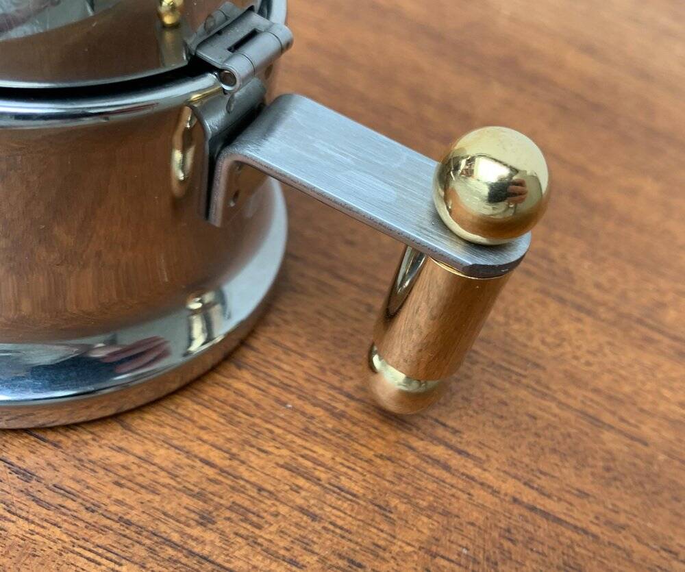 Sugar bowl from the Kontessa series, Italian postmodern design by Vev Vigano, 1980s.