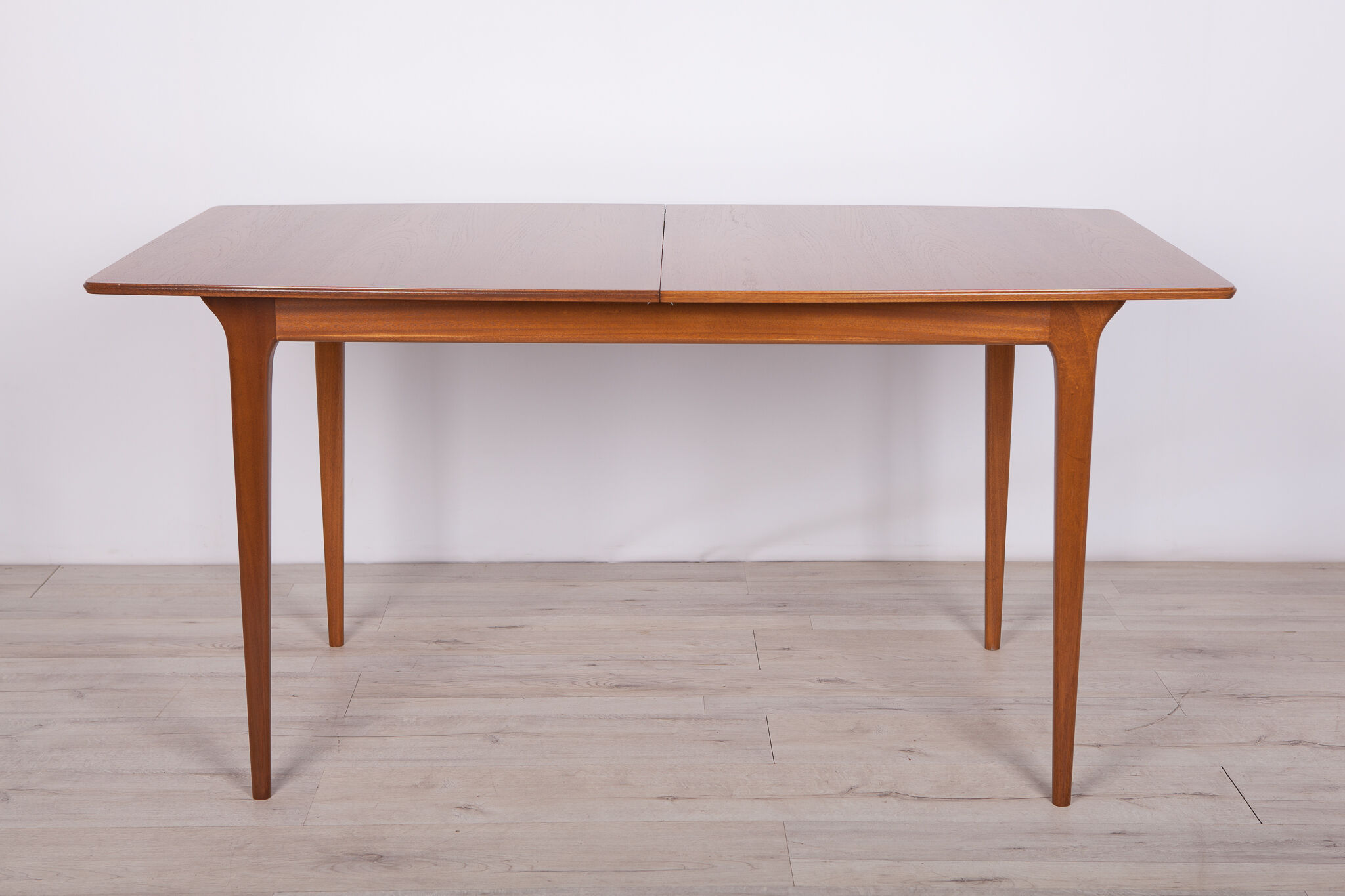 Mid-Century Teak Extendable Dining Table from McIntosh, 1960s