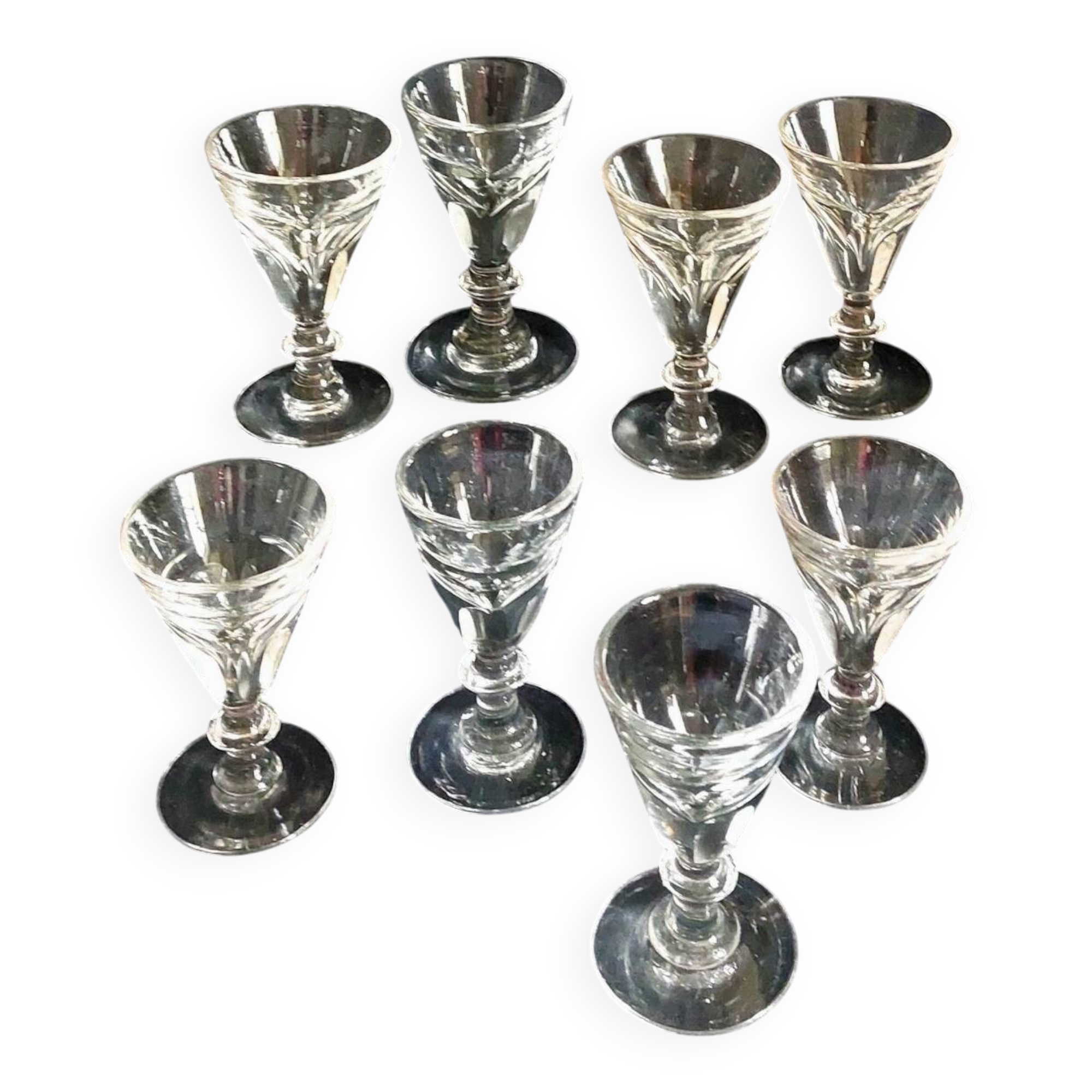 8 Art Deco bistro glasses