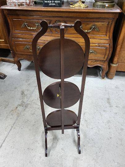 Folding mahogany cake stand