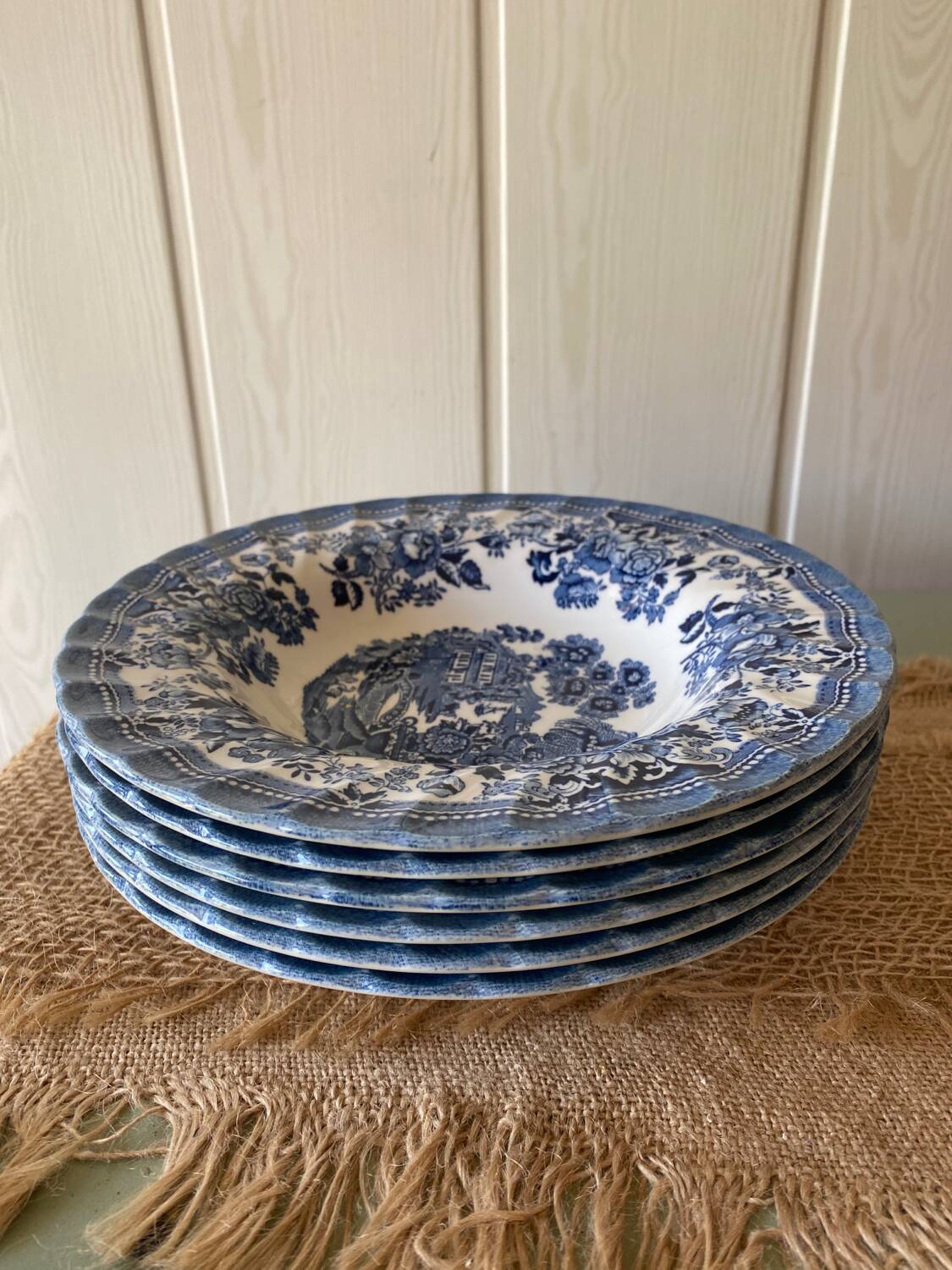 6 Churchill soup plates