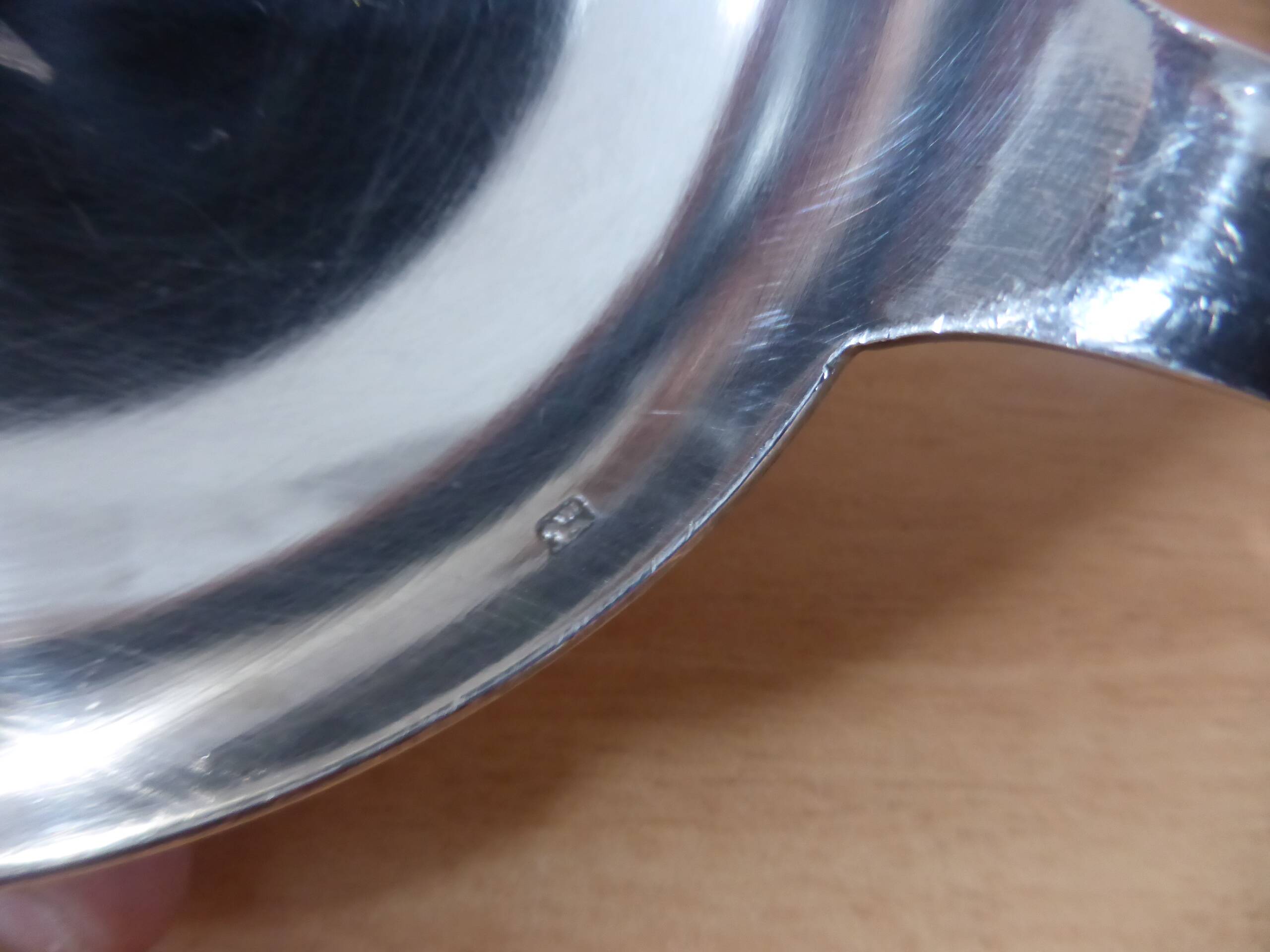1 vintage silver-plated metal ladle 240551