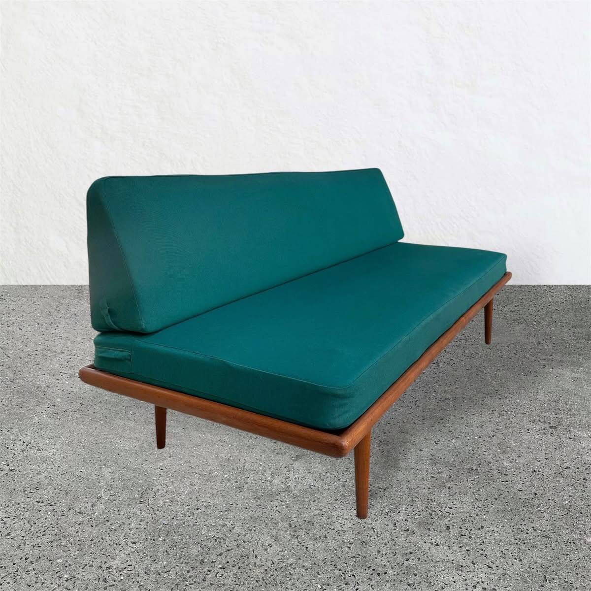 Canapé « Minerva » par P. Hvidt & O. Molgaard Nielsen, 1960