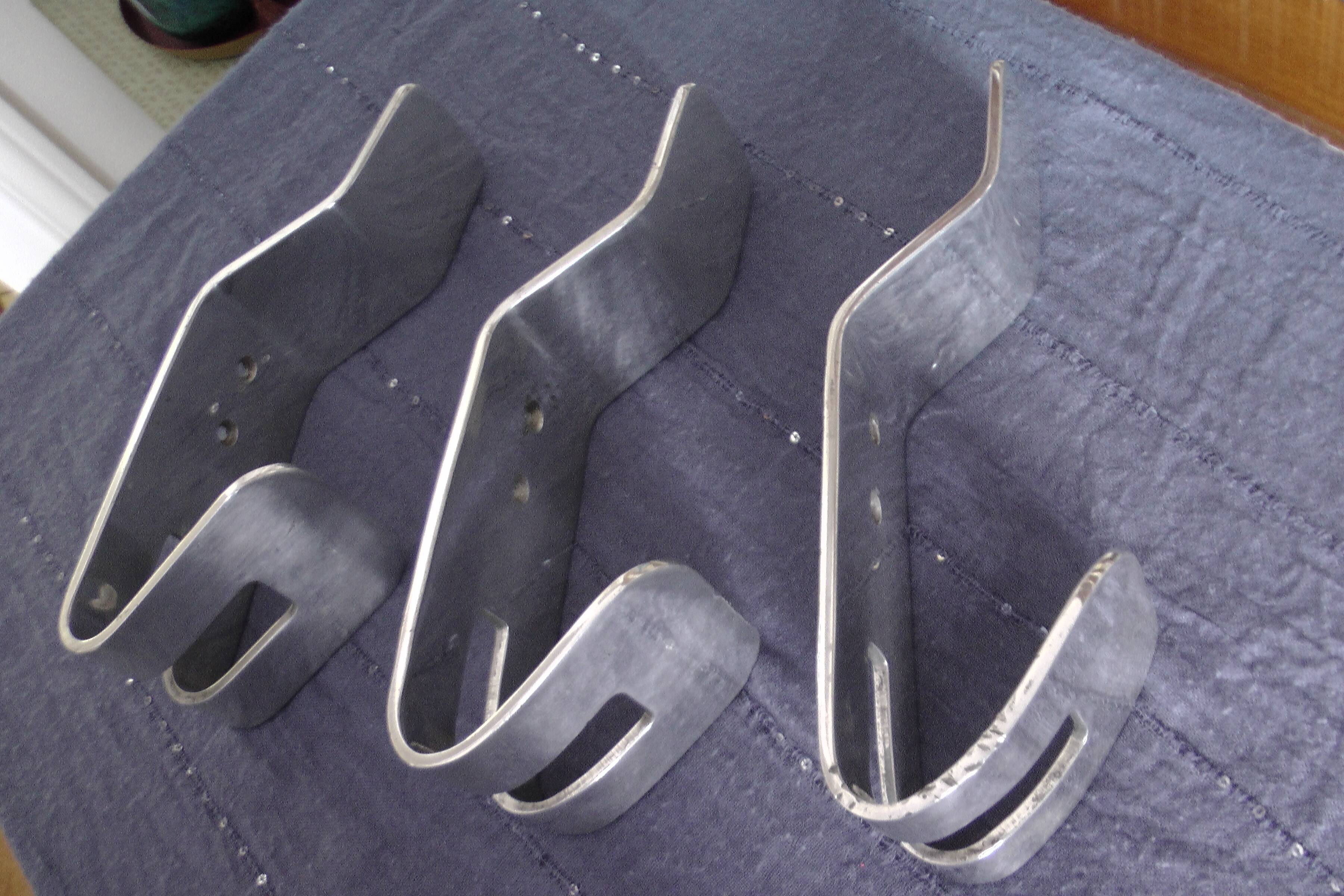 Aluminum patère 70s