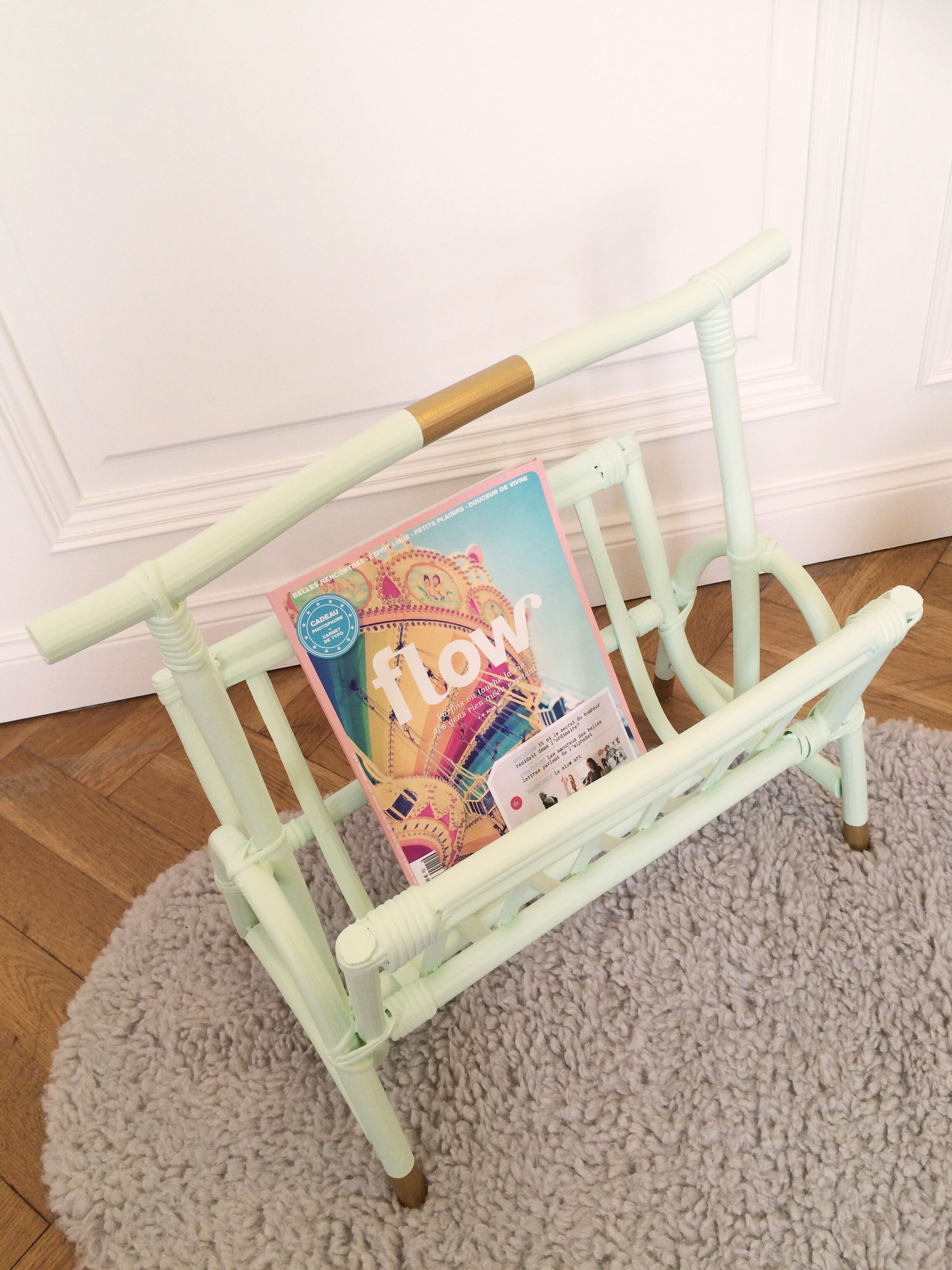 Magazine rack Wicker 'Mint & Gold'