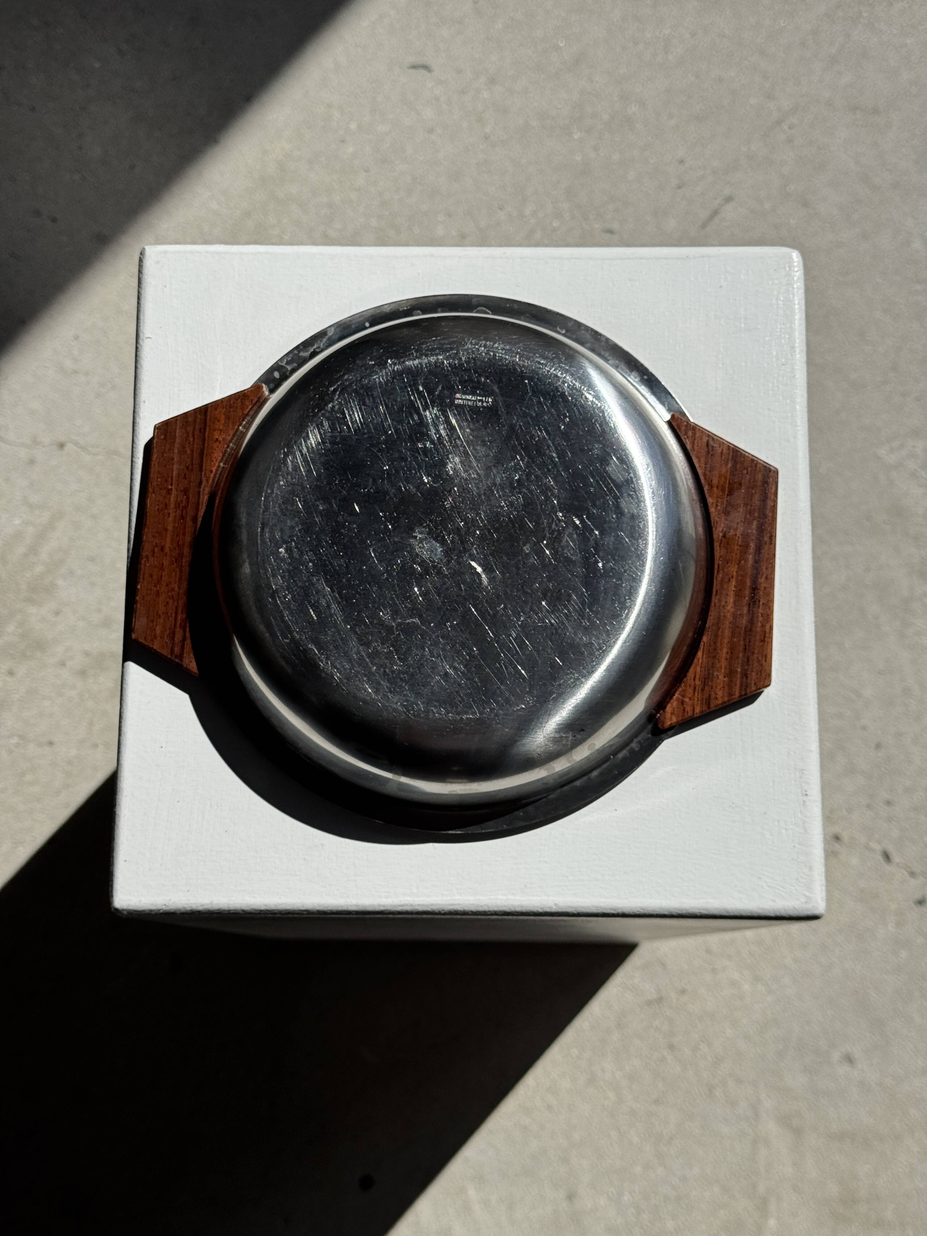 Shallow dish in stainless steel and wood H4 D20