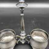 Saleron double, métal argenté, socle rond, prise, décor gravé, décoration de table, chic, poinçon